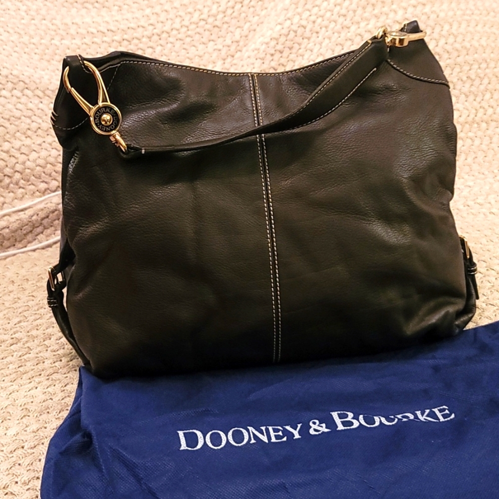 Dooney & Bourke Logo Lock Sac in T'Moro
